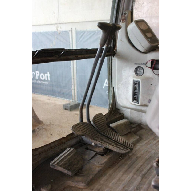 2010 New Holland E115SR-43201635