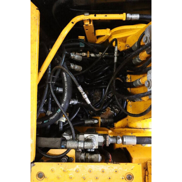 2014 JCB JS 130LC-43201728