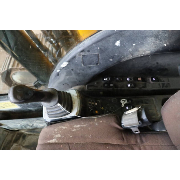 2014 JCB JS 130LC-43201735