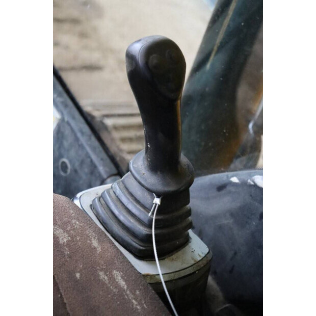 2014 JCB JS 130LC-43201737