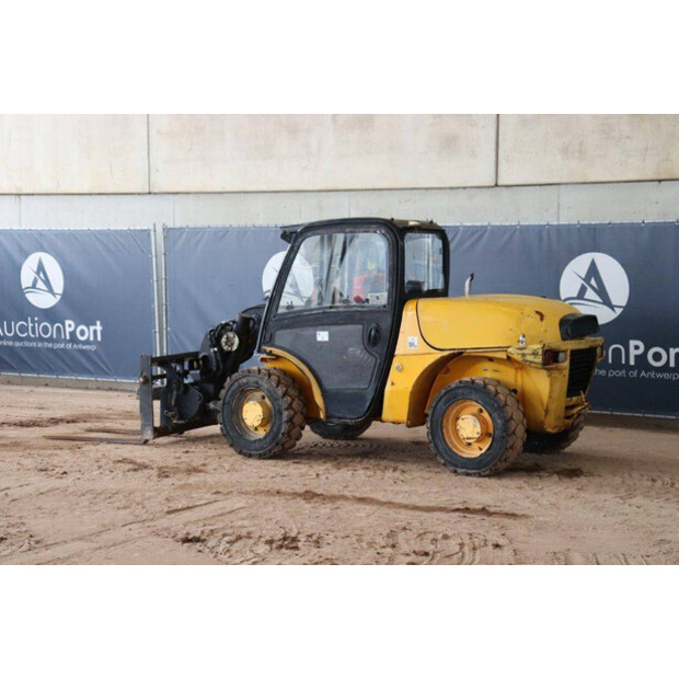 جيه سي بي 520-40-43201745