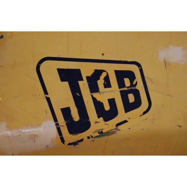 جيه سي بي 520-40-43201764