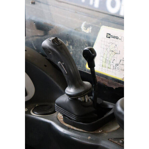 جيه سي بي 520-40-43201769