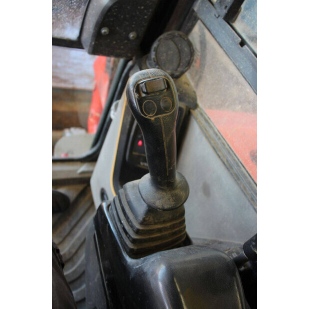 2018 فولفو ECR88D-43202043