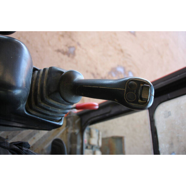 2018 فولفو ECR88D-43202044