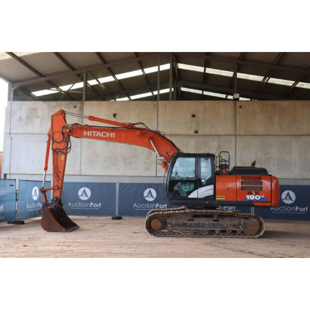 2020 هيتاشى ZX190LC-6-43202055