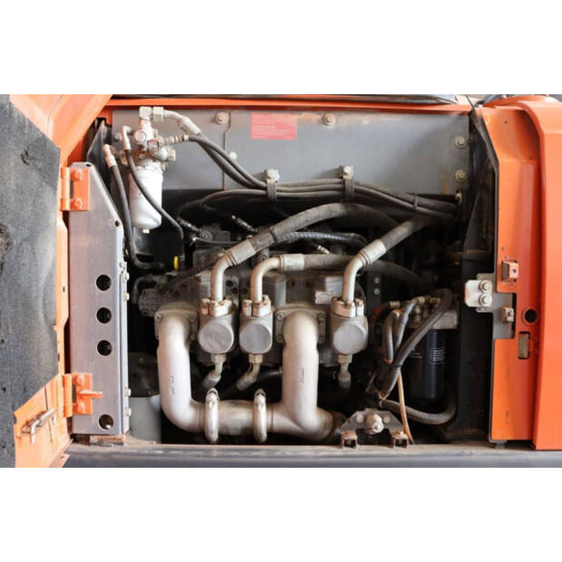 2020 هيتاشى ZX190LC-6-43202079