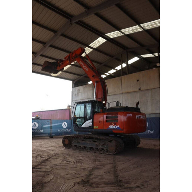2020 هيتاشى ZX190LC-6-43202101