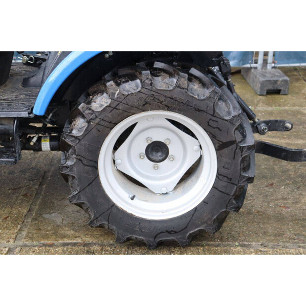 2022 Solis 26 HST-43202315