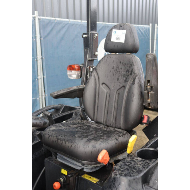 2022 Solis 26 HST-43202328