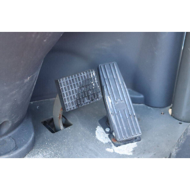 2020 Ausa D120 AHA-43202528