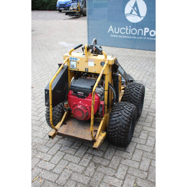 سكيدستر M10X-43202805