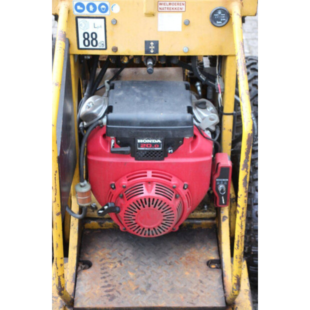 سكيدستر M10X-43202815