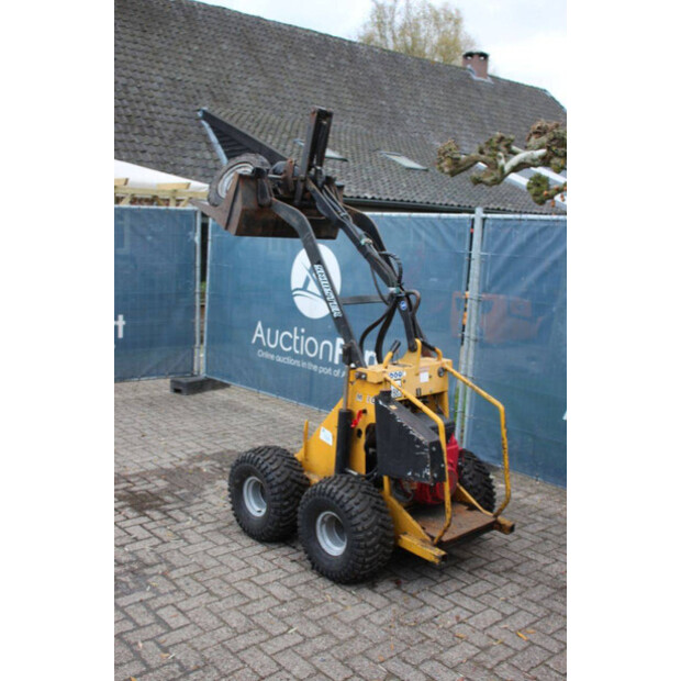 سكيدستر M10X-43202819