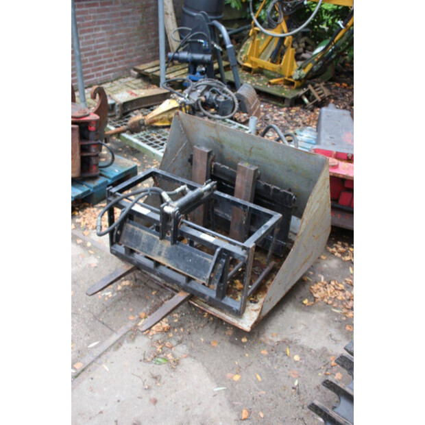 سكيدستر M10X-43202822