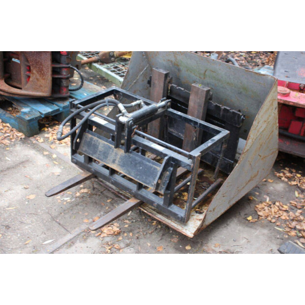 سكيدستر M10X-43202823