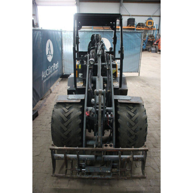 2014 GiANT V452T HD-43203009