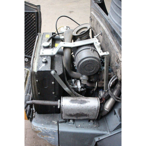 2014 GiANT V452T HD-43203023