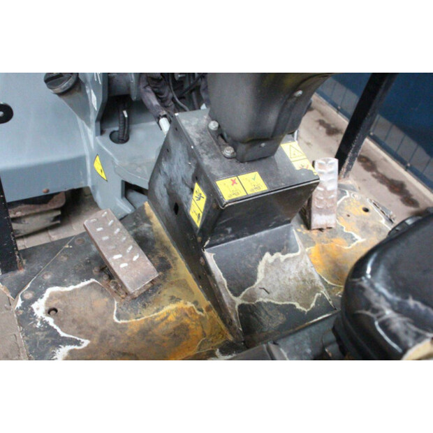 2014 GiANT V452T HD-43203026