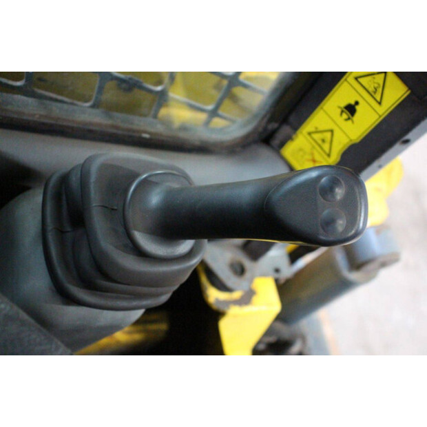 2019 جهل R165-43203081