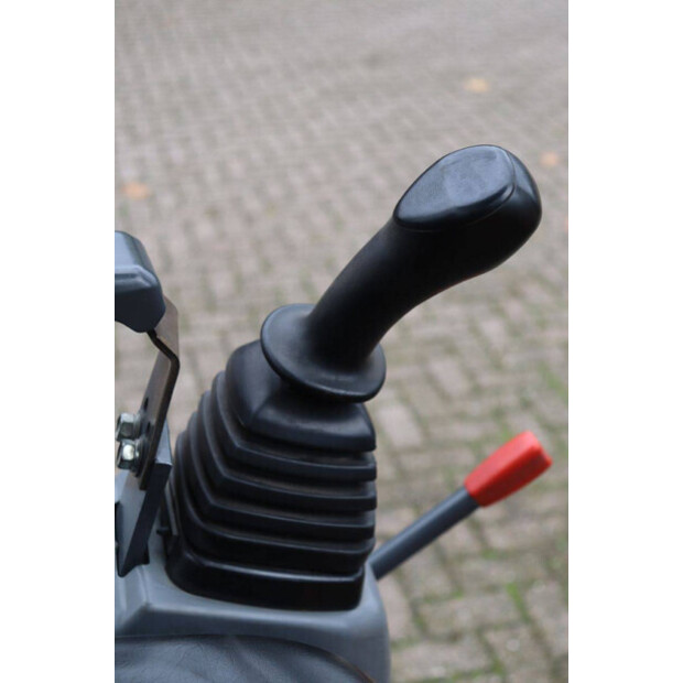 2018 KUBOTA U17-3-43203522