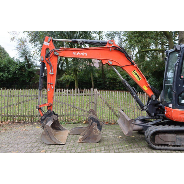 2017 KUBOTA U55-4-43203552