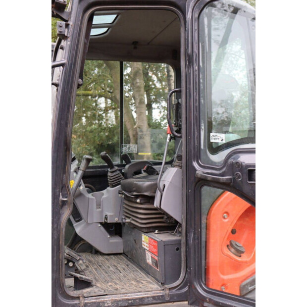 2017 KUBOTA U55-4-43203562