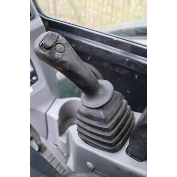 2017 KUBOTA U55-4-43203568