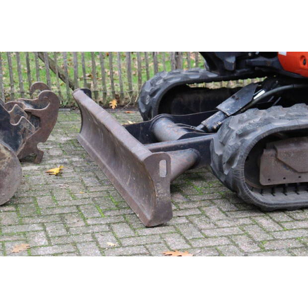 2017 KUBOTA U55-4-43203584