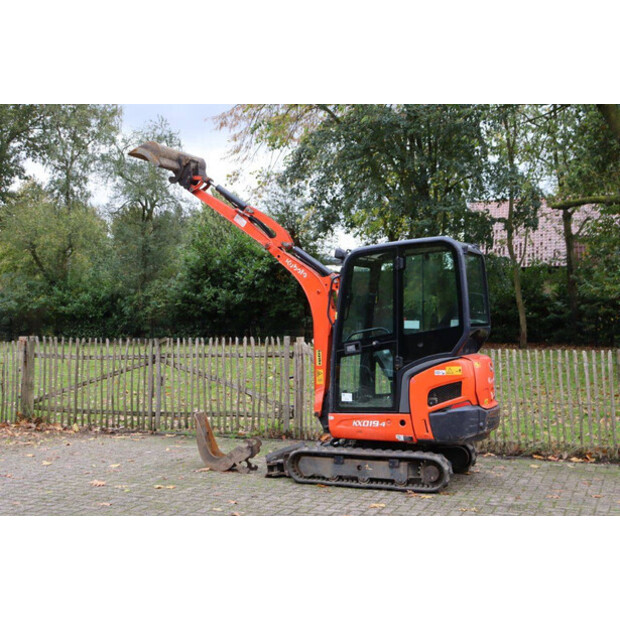 2018 كوبوتا KX019-4-43203692