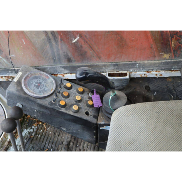 1988 أو أند كيه RH 6-43203810