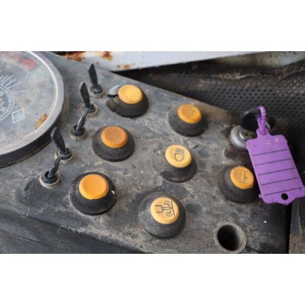 1988 أو أند كيه RH 6-43203812