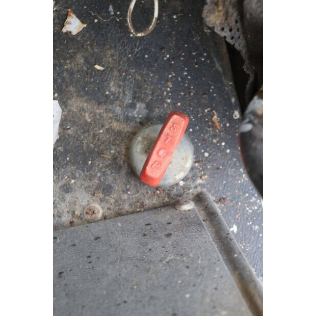 1988 أو أند كيه RH 6-43203815