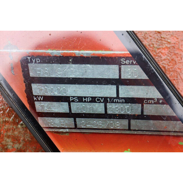 1988 أو أند كيه RH 6-43203821