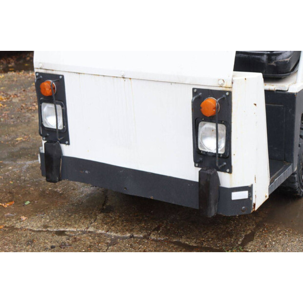 1998 إتش إم بي CARGO AX6X-43203889