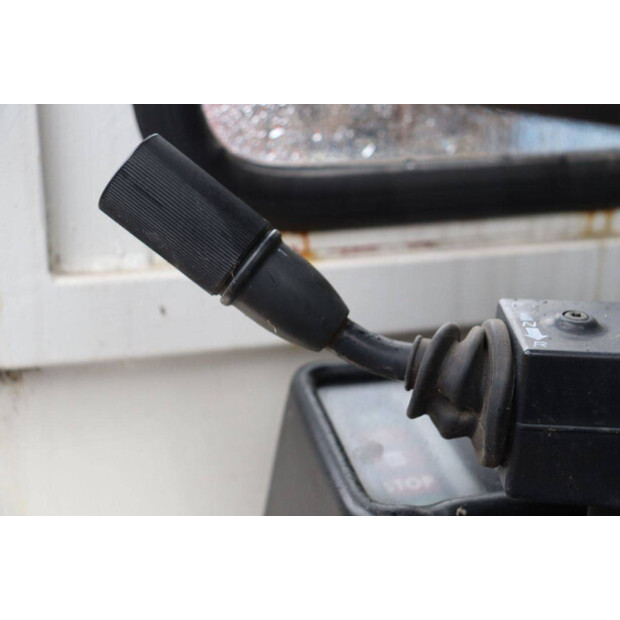 1998 إتش إم بي CARGO AX6X-43203901