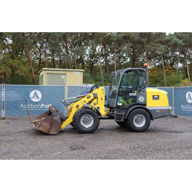 2018 نيوسون WL70-43204139