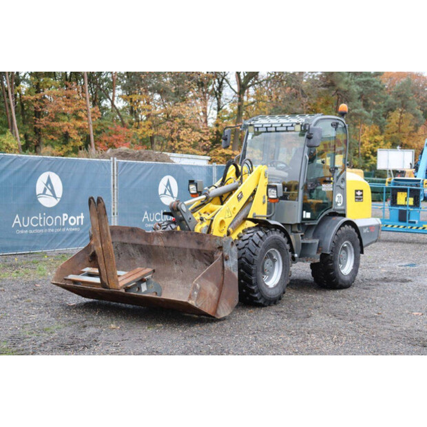 2018 نيوسون WL70-43204147