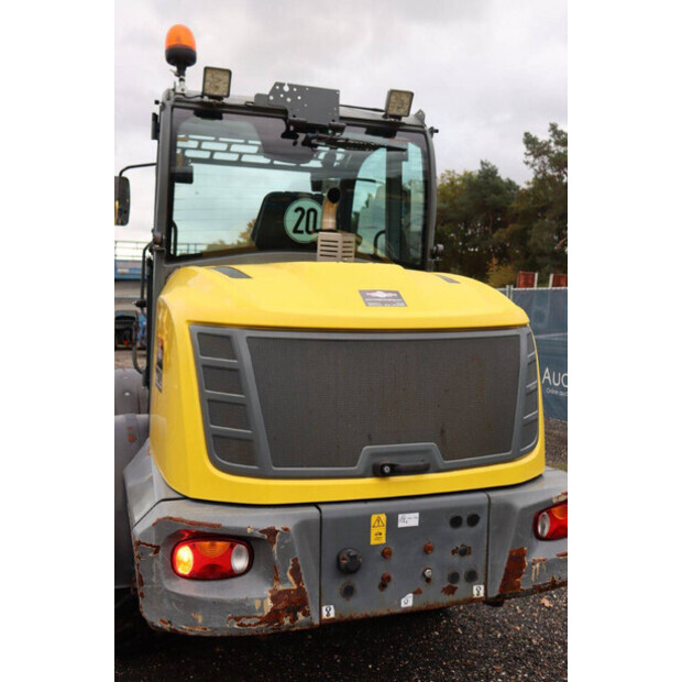 2018 نيوسون WL70-43204161