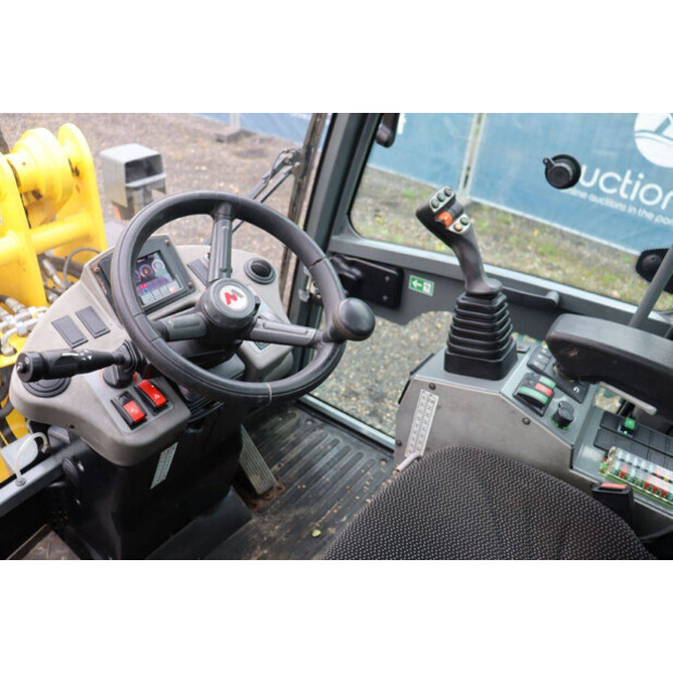 2018 نيوسون WL70-43204170