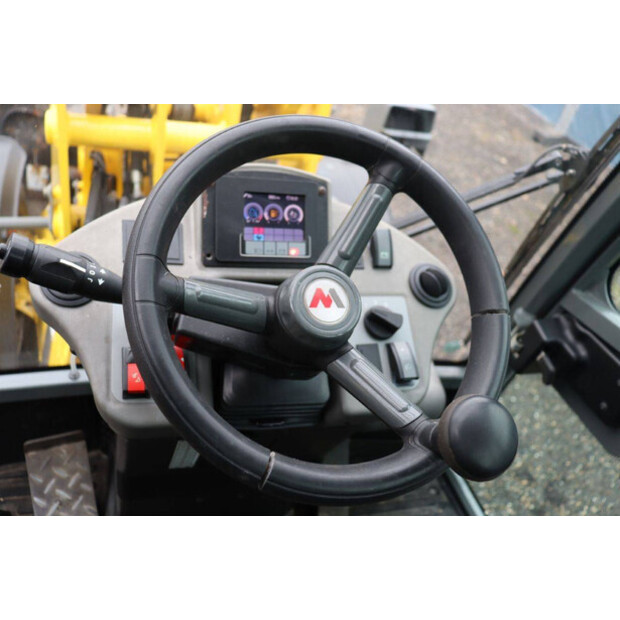 2018 نيوسون WL70-43204172