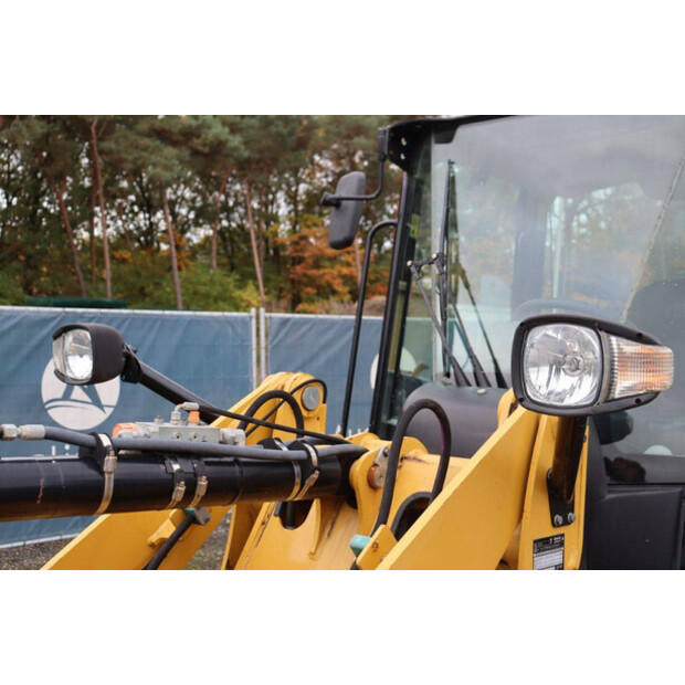 2015 كاتربيلر 906H2-43204201