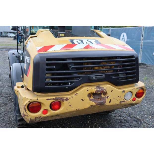 2015 كاتربيلر 906H2-43204207