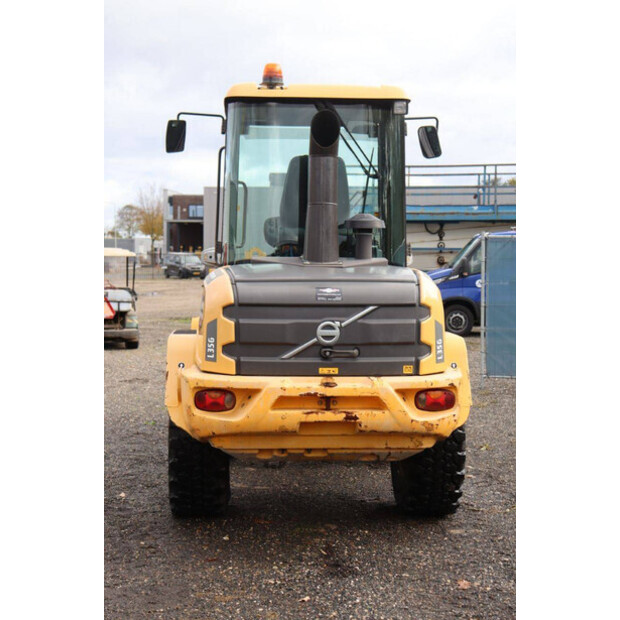 2016 فولفو L35G-43204406