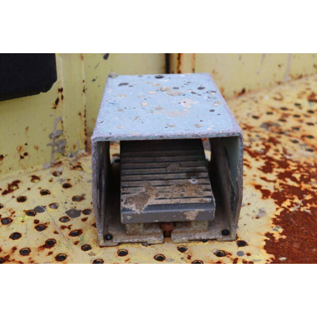 2009 هولوت H16TPX-43204548