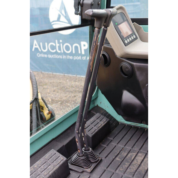 2015 YANMAR SV22-43204709