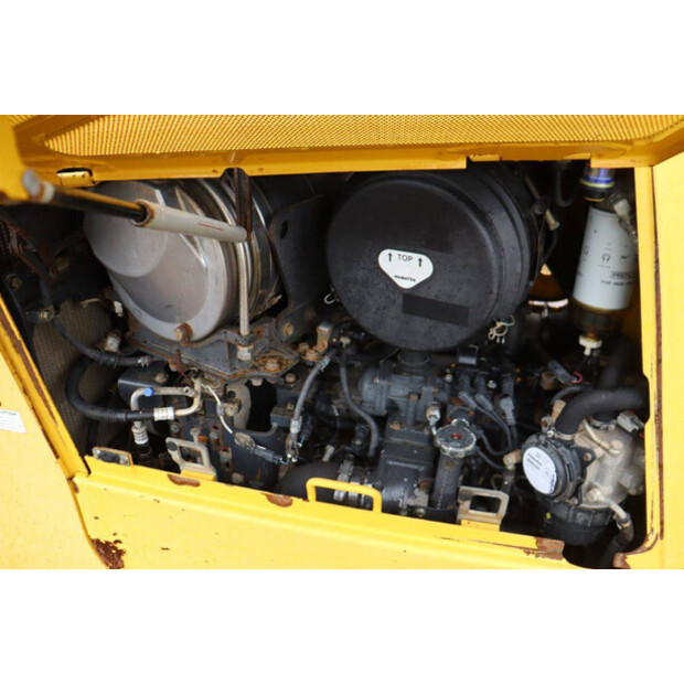 2013 Komatsu D65PX-17-43204775