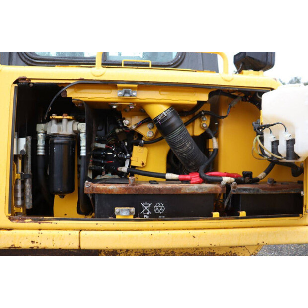 2013 Komatsu D65PX-17-43204784