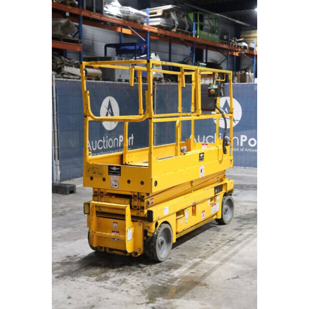 2011 Haulotte COMPACT 8-43204978