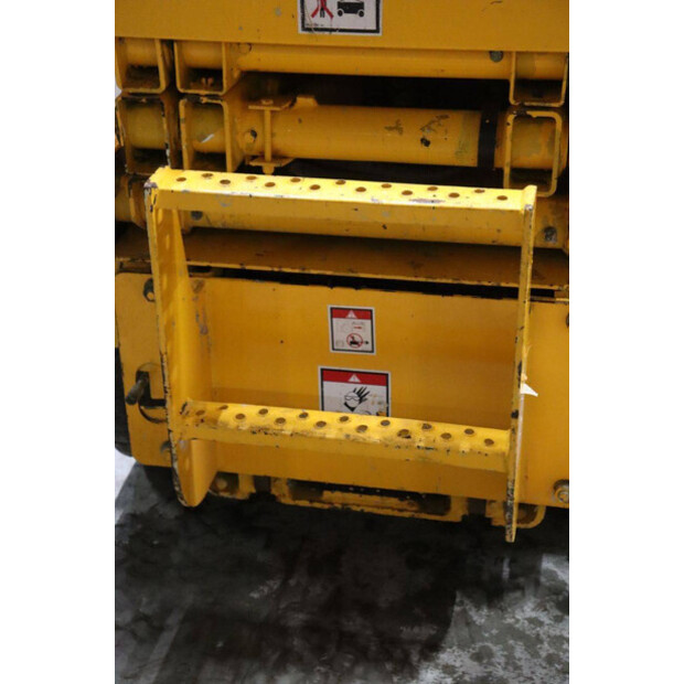 2011 Haulotte COMPACT 8-43204980